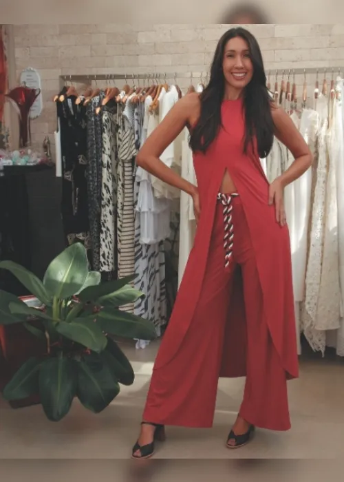 Imagem ilustrativa da imagem Moda primavera: Estampas mais suaves e lenços para todo lado