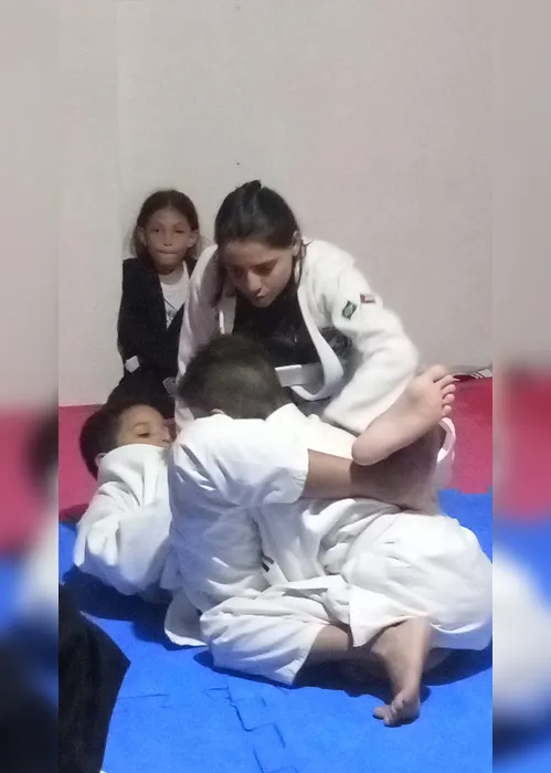 Imagem ilustrativa da imagem O chão que ensina