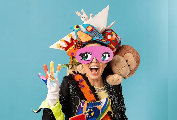 Personagem infantil vivdo pela própria Adriana Calcanhotto dá vida ao espetáculo