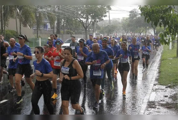 Imagem ilustrativa da imagem Corrida Tribuna Ruas da Cidade: tradição e festa à beira da baía