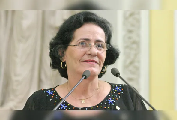 Imagem ilustrativa da imagem Morre, aos 81 anos, a ex-deputada Malba Lucena