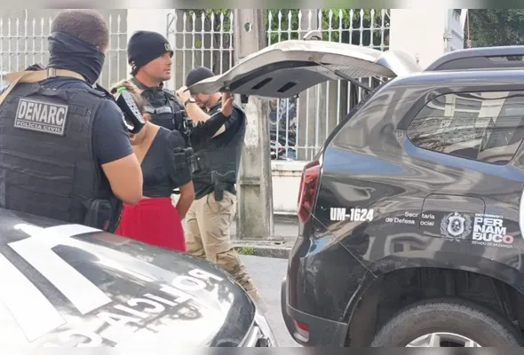 Imagem ilustrativa da imagem Mulheres do Bolsa Família presas em operação contra lavagem em Ipojuca
