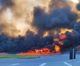 Imagem ilustrativa da imagem Acidente em Suape: motorista morre após carreta de combustível tombar e explodir