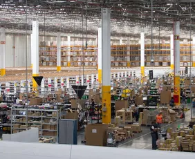 Imagem ilustrativa da imagem Amazon abre vagas temporárias para a Black Friday em todo o país