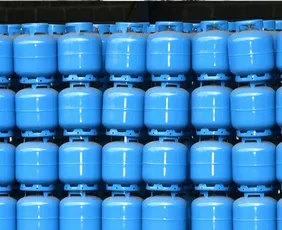 Imagem ilustrativa da imagem Beneficiários com NIS final 6 recebem Auxílio Gás nesta quarta