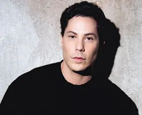 Imagem ilustrativa da imagem Christian Chávez apresenta turnê "Para Siempre" no Recife