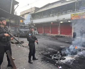 Imagem ilustrativa da imagem Cinco PMs do Batalhão de Choque são presos suspeitos de cometer crimes durante megaoperação no Rio