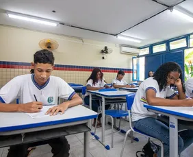 Imagem ilustrativa da imagem Começa processo de efetivação de matrículas para as escolas públicas estaduais