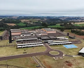 Imagem ilustrativa da imagem Como é o presídio de segurança máxima para onde líderes do CV do Rio foram transferidos; veja