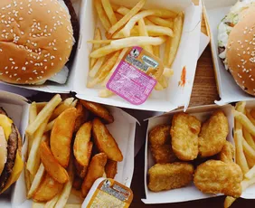 Imagem ilustrativa da imagem Consumo crescente de ultraprocessados aumenta o risco de morte prematura no Brasil