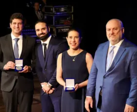 Imagem ilustrativa da imagem Evento no Teatro Santa Isabel celebra os 200 anos do Diario de Pernambuco