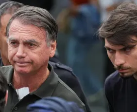 Imagem ilustrativa da imagem Moraes autoriza internação de Bolsonaro para realização de cirurgia