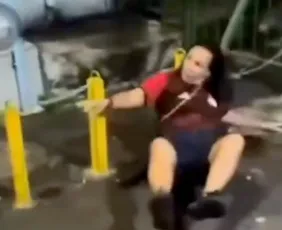 Imagem ilustrativa da imagem PM é afastado após agredir idosa com coronhada de fuzil no Rio de Janeiro