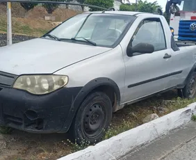 Imagem ilustrativa da imagem PRF flagra motorista dirigindo com CNH vencida há mais de 20 anos em Abreu e Lima
