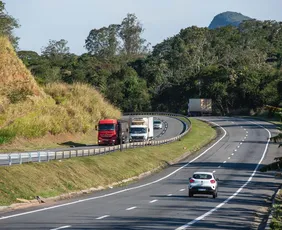 Imagem ilustrativa da imagem Pesquisa mostra retorno econômico de investimentos feitos na BR-101