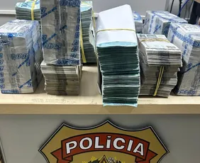 Imagem ilustrativa da imagem PF apreende R$ 1,5 milhão com suspeitos de lavagem de dinheiro no Recife