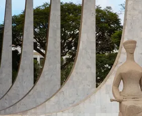 Imagem ilustrativa da imagem Por unanimidade, STF valida prisões de Bolsonaro e mais 6 condenados