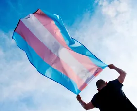 Imagem ilustrativa da imagem Preconceito dificulta rastreio e tratamento de câncer em pessoas trans