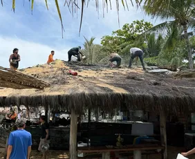 Imagem ilustrativa da imagem Quiosque de hotel de luxo em Trancoso registra princípio de incêndio; não há feridos