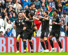 Imagem ilustrativa da imagem Sem CR7, sem problema: Portugal faz 9 a 1 na Armênia e garante vaga na Copa