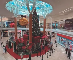 Imagem ilustrativa da imagem Shoppings e supermercados em horário especial nos feriados. Confira o funcionamento