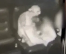 Imagem ilustrativa da imagem Homem que agrediu companheira grávida em cinema é preso após publicar ofensas em redes sociais