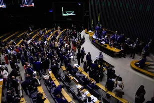 Imagem ilustrativa da imagem Câmara acelera tramitação de projeto que susta resolução sobre aborto legal