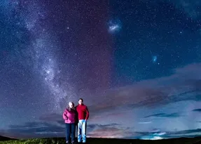 Imagem ilustrativa da imagem Céu de município na Serra Gaúcha fica roxo e intriga especialistas