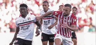 Imagem ilustrativa da imagem Clássico das Emoções: Santa desafia líder Náutico sob pressão para Marcelo Cabo