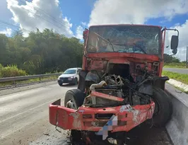 Imagem ilustrativa da imagem Colisão entre caminhões deixa um ferido na BR-101, em Igarassu