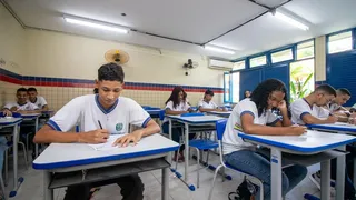 Imagem ilustrativa da imagem Começa processo de efetivação de matrículas para as escolas públicas estaduais