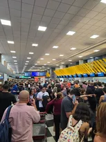Imagem ilustrativa da imagem Efeito cascata: vendaval histórico em SP afeta voos em ao menos cinco aeroportos pelo Brasil