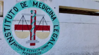 Imagem ilustrativa da imagem Homem é executado por grupo encapuzado dentro de residência em Olinda