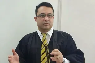 Imagem ilustrativa da imagem Juiz de Ouricuri é vítima de atentado a tiros. Esposa é principal suspeita