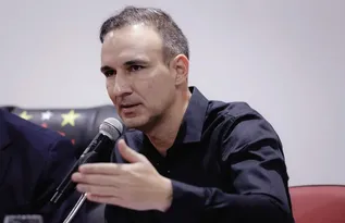 Imagem ilustrativa da imagem Matheus Souto Maior toma posse como presidente do Sport