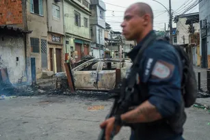 Imagem ilustrativa da imagem Bope e Core dizem ao MP que menos da metade dos policiais usaram câmeras na megaoperação do Rio