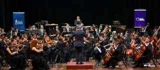 Imagem ilustrativa da imagem Orquestra Criança Cidadã apresenta Concerto Flutuante de Natal no Recife