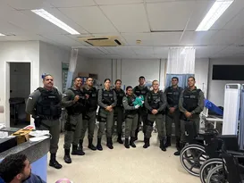 Imagem ilustrativa da imagem PMs ajudam passageira de aplicativo em trabalho de parto na Várzea