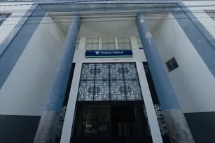 Imagem ilustrativa da imagem Receita Federal altera horário de atendimento ao público no Recife