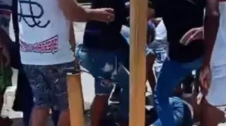 Imagem ilustrativa da imagem Suspeitos de participarem de briga de organizadas no Recife são presos em flagrante