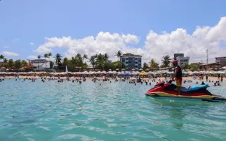 Imagem ilustrativa da imagem Vai para Porto? Saiba o que a fiscalização está proibindo na areia de Ipojuca