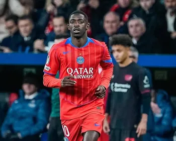 Imagem ilustrativa da imagem Dembélé confirma favoritismo e leva prêmio de melhor do mundo da Fifa