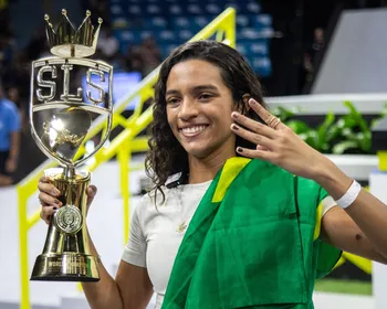 Imagem ilustrativa da imagem Rayssa Leal conquista tetracampeonato da Skate Street League