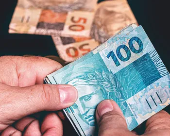 Imagem ilustrativa da imagem Segunda parcela do 13º salário deve ser paga nesta sexta-feira (19)