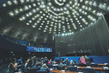 Imagem ilustrativa da imagem 311 mil no ES vão ficar isentos ou pagar IR menor a partir de 2026