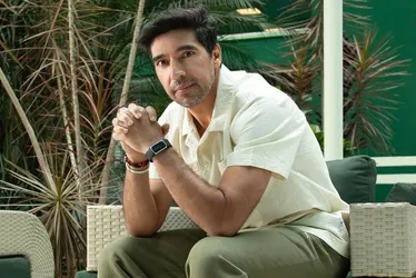 
          Imagem ilustrativa da imagem Abel assina renovação com o Palmeiras até o fim de 2027
          