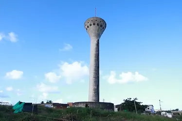 Imagem ilustrativa da imagem Adolescente de 13 anos morre ao cair da abandonada "Torre da Manchete", em Olinda