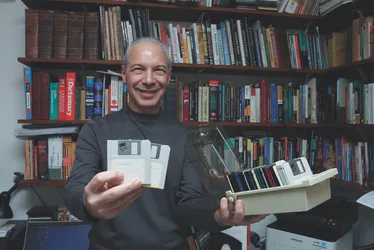 
          Imagem ilustrativa da imagem Advogado resgata gravações inéditas de astros do piano: "Fiz por amor à música"
          