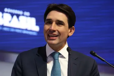 
          Imagem ilustrativa da imagem Aeroportos de Garanhuns, Serra Talhada e Araripina terão R$ 80 milhões investidos
          