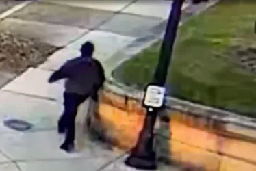 
          Imagem ilustrativa da imagem Ao menos 2 pessoas morrem e 8 ficam feridas em tiroteio em Universidade nos EUA
          